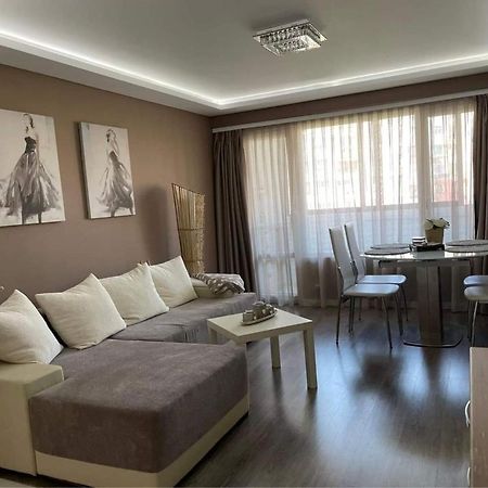 My Sweet Home Burgas City Exterior foto